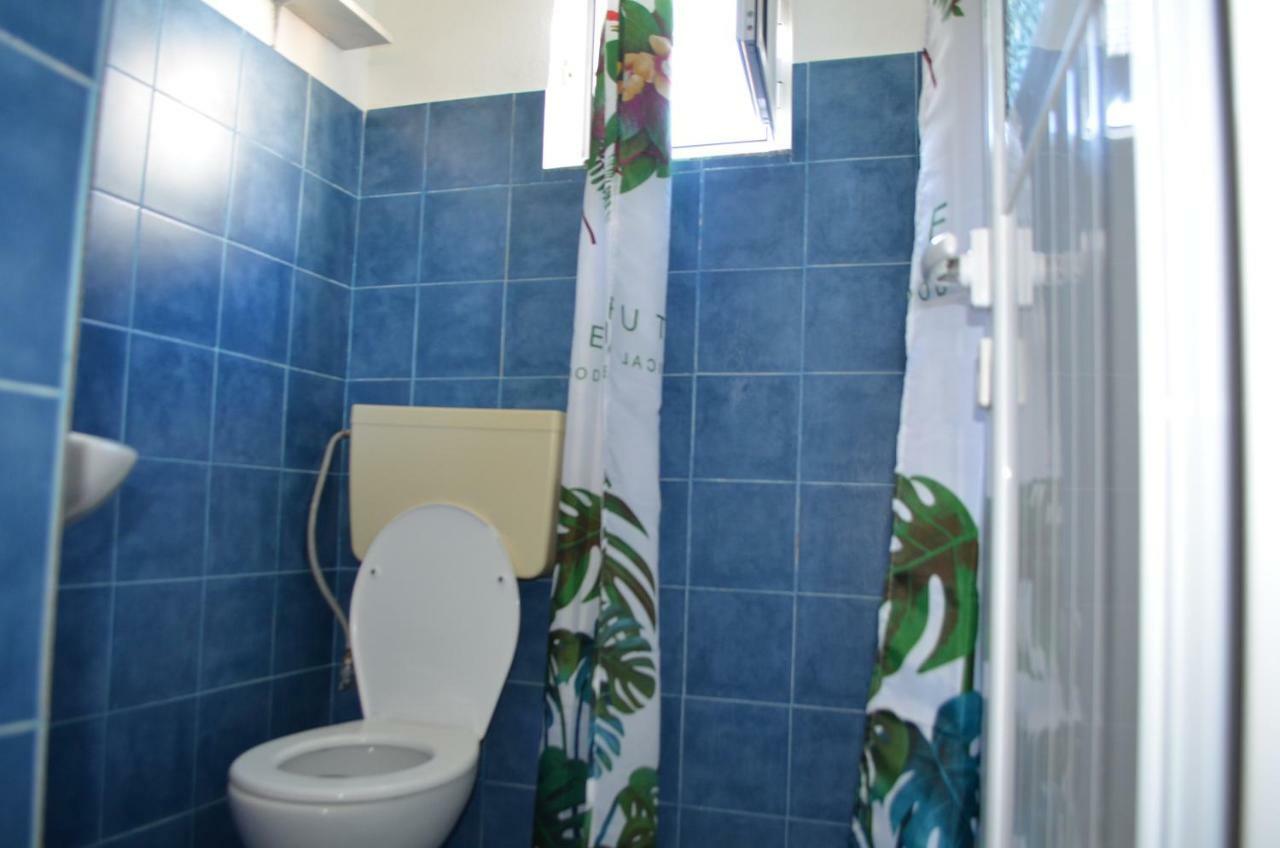 Villa Viktor Sarandë Exterior foto