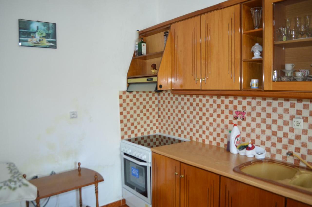 Villa Viktor Sarandë Exterior foto