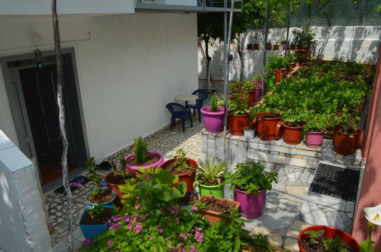 Villa Viktor Sarandë Exterior foto